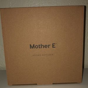 Mother E round wooden diffuser